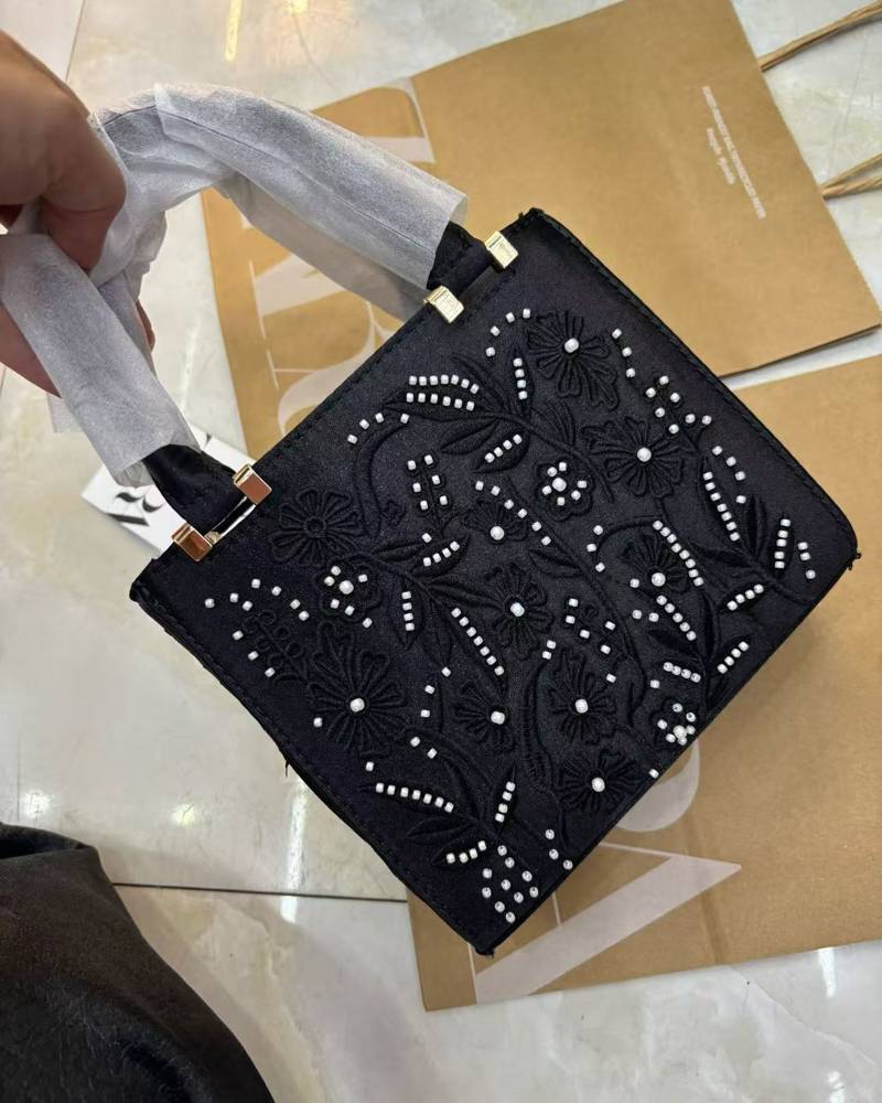 Haze Embroidered Hand bag - Black - 5