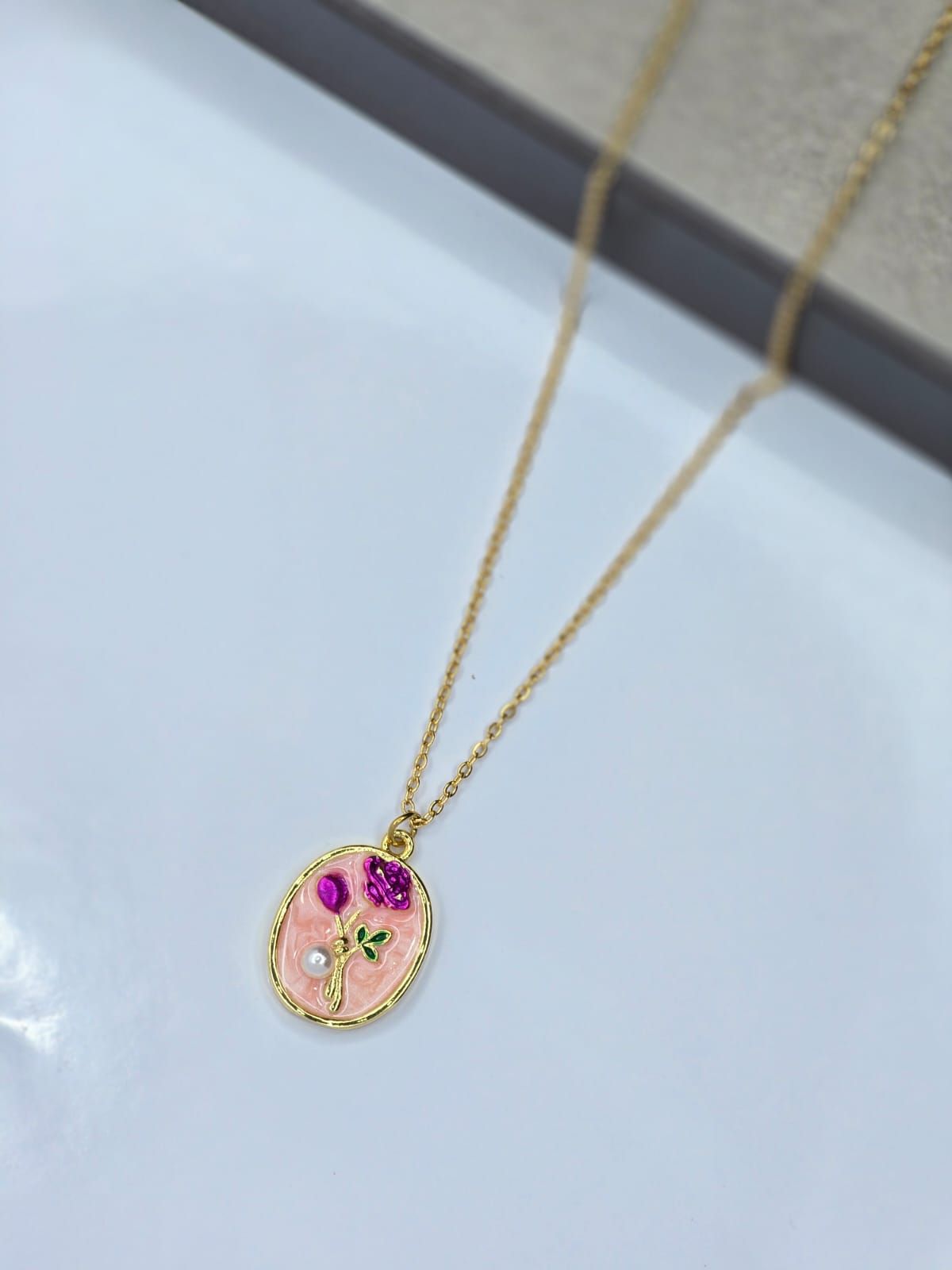 Hypoallergenic necklace