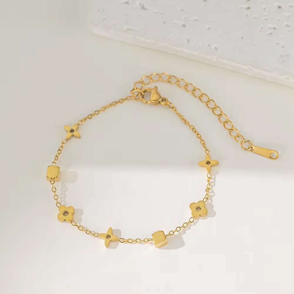 Gold bracelet