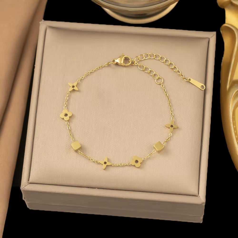 Gold bracelet