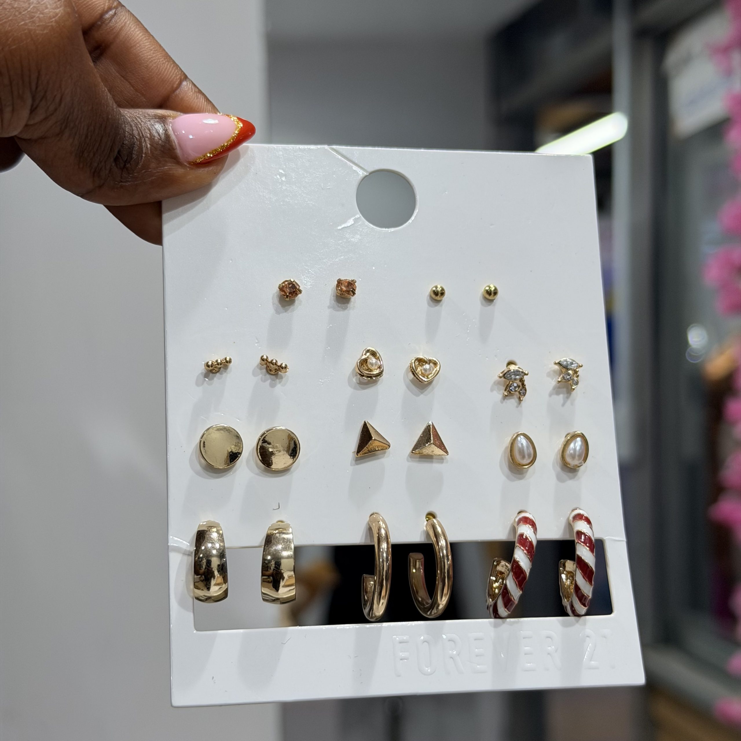 Earrings stacks