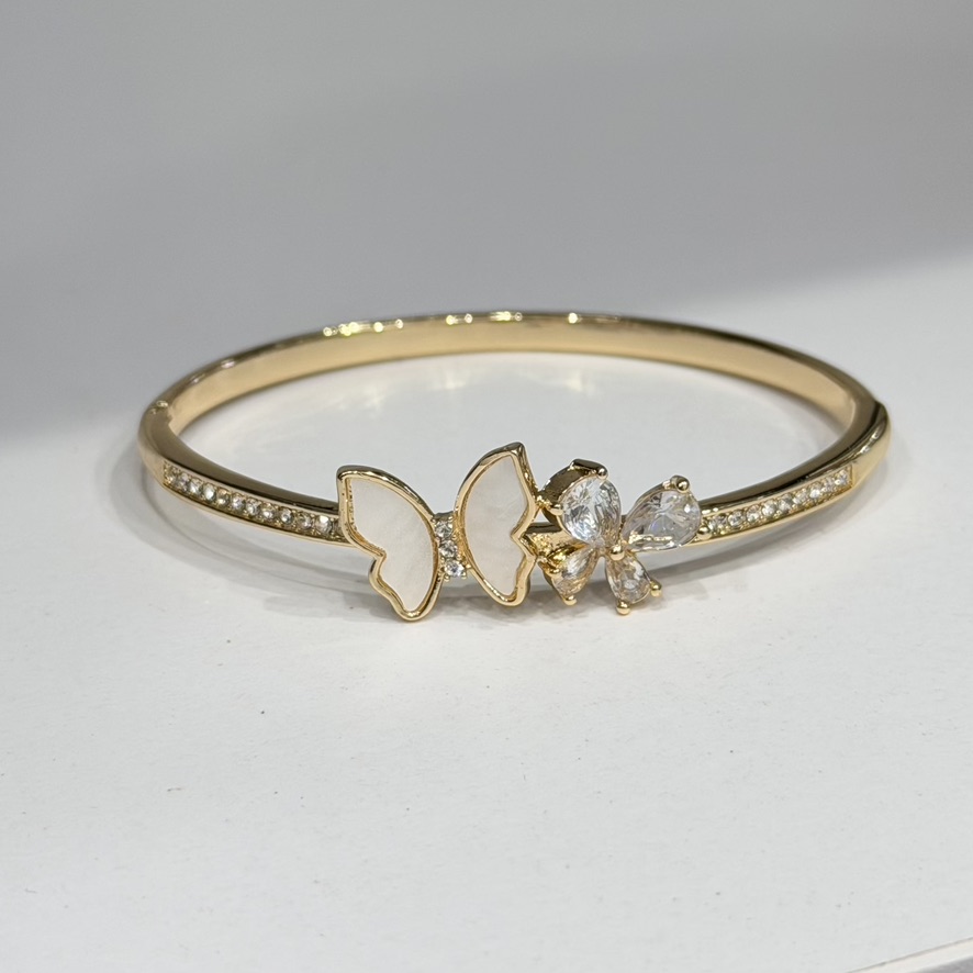 Stackable gold bangle