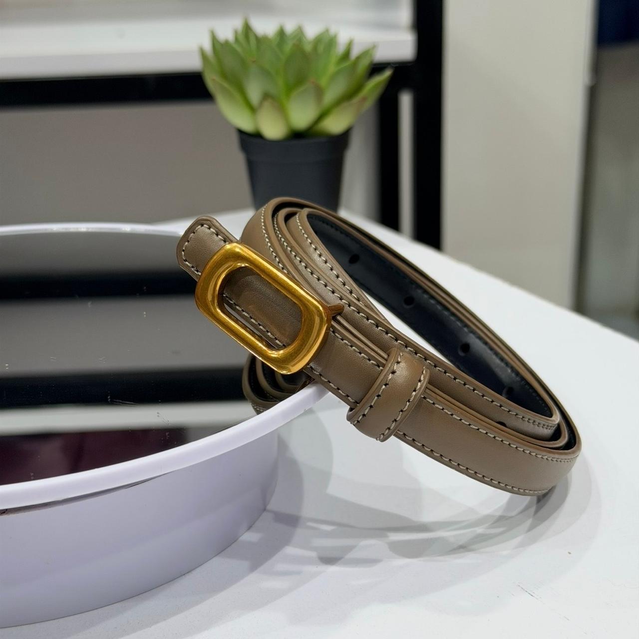 Skinny fashion belt