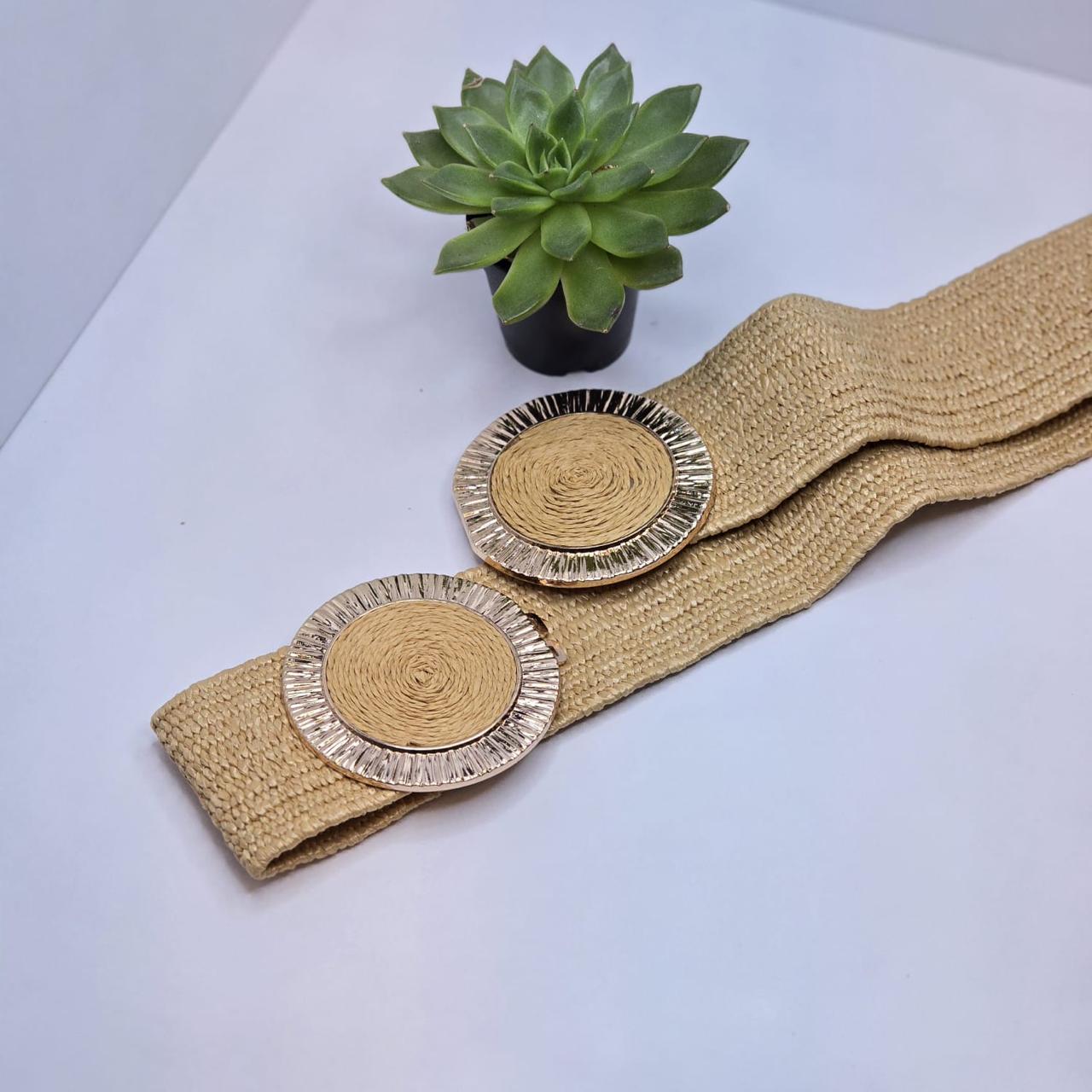 Elastic belt