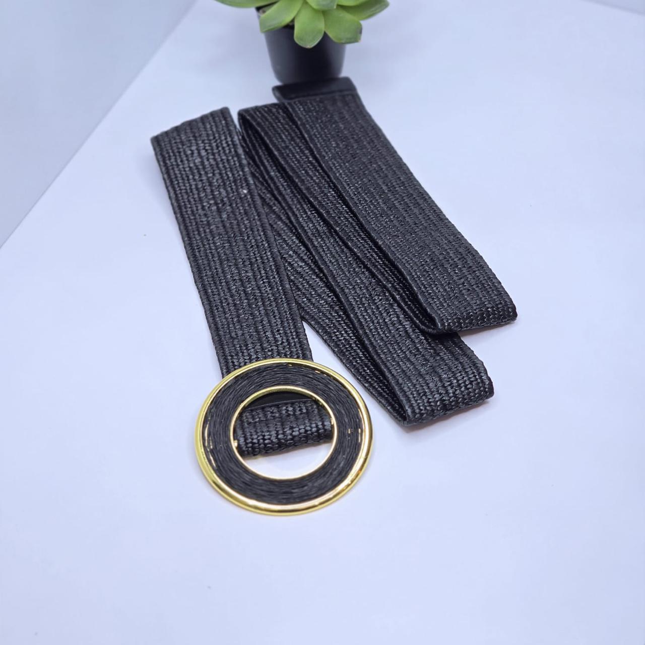 Elastic belt