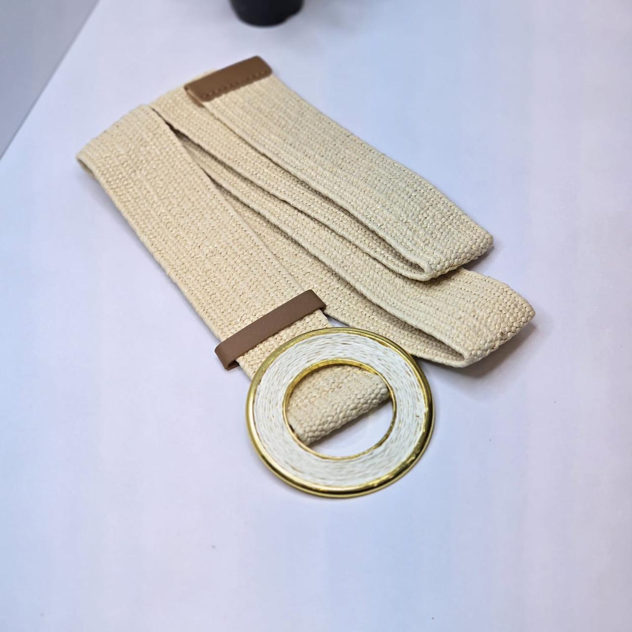 Elastic belt