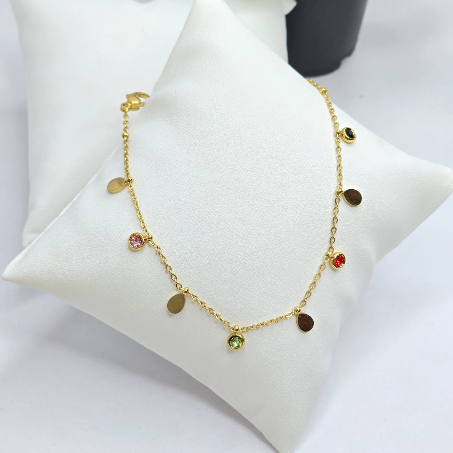 Hypoallergenic bracelet