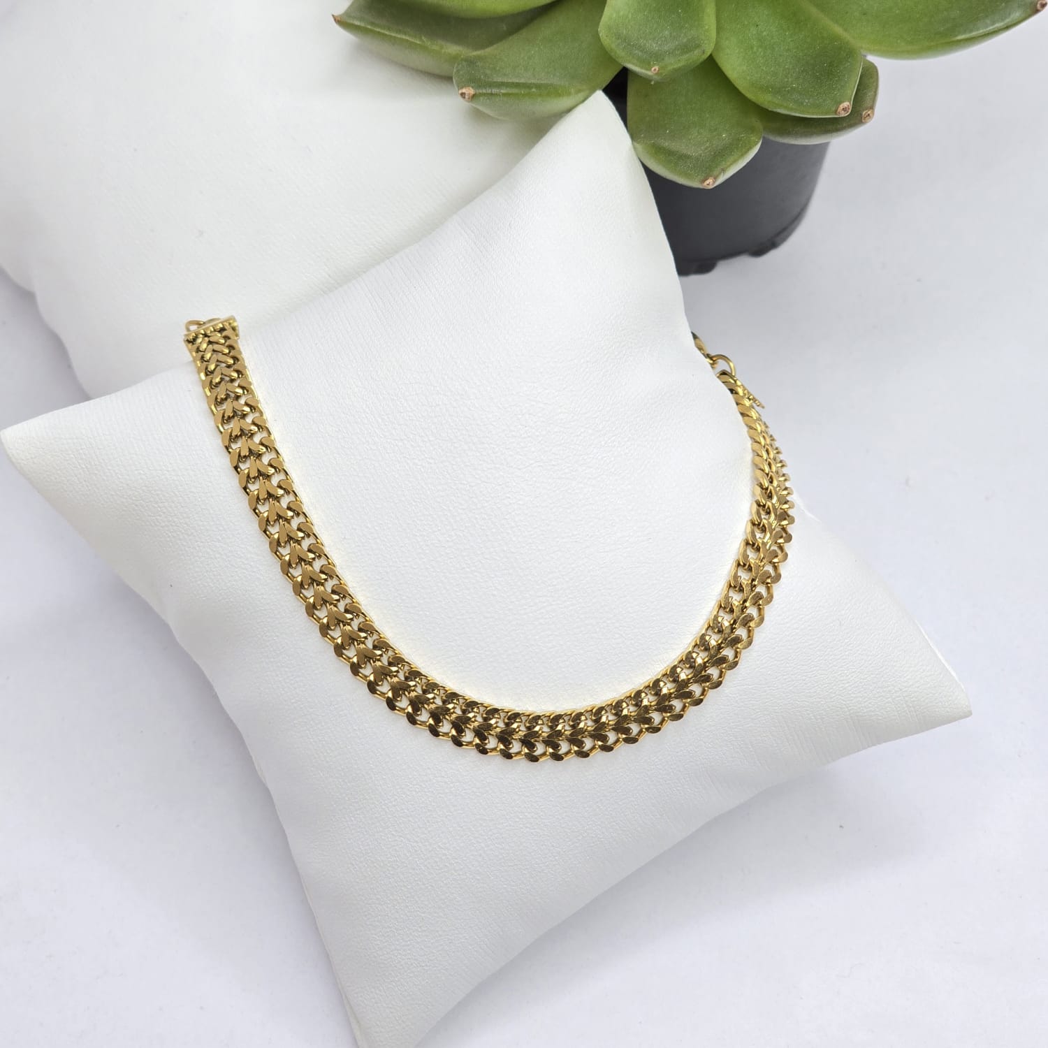 Hypoallergenic bracelet