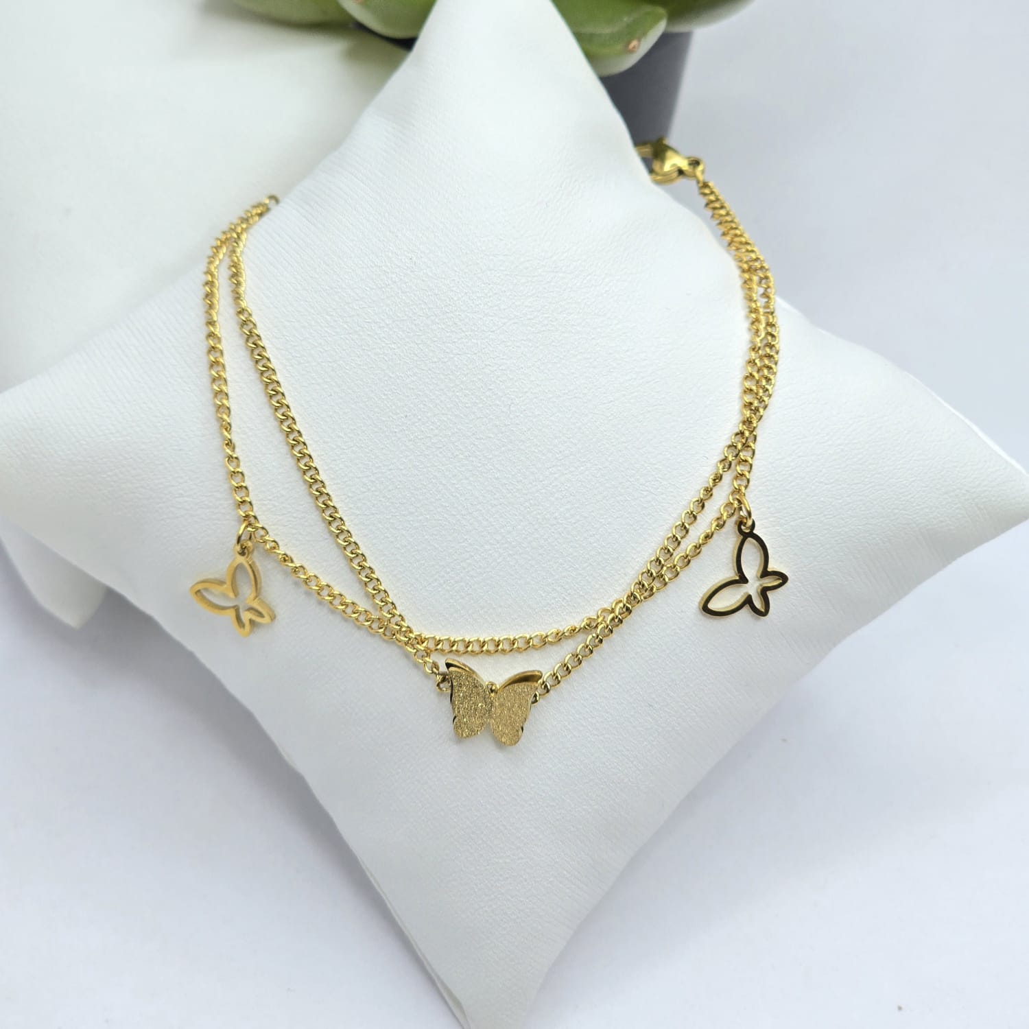 Hypoallergenic bracelet