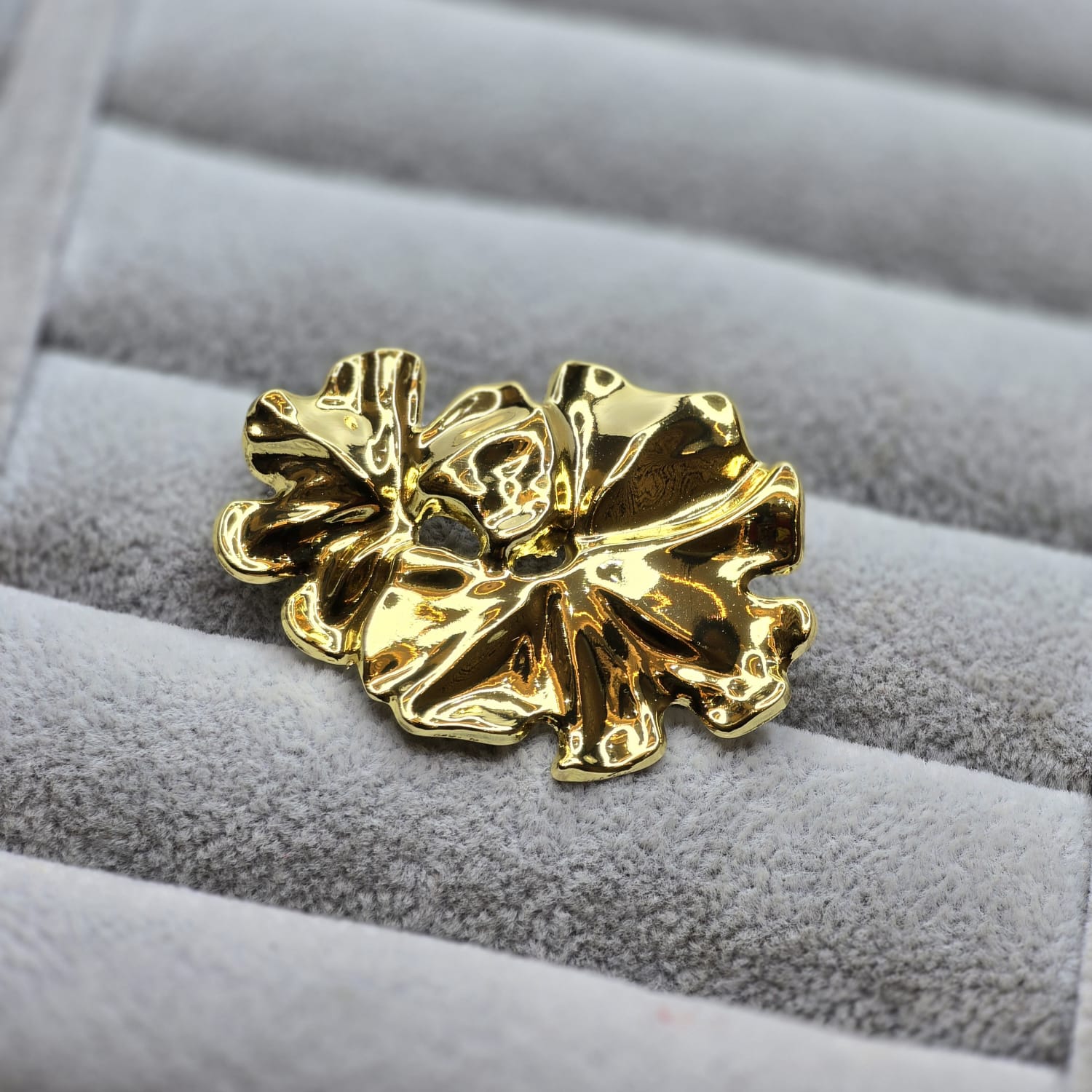 Brooch 245