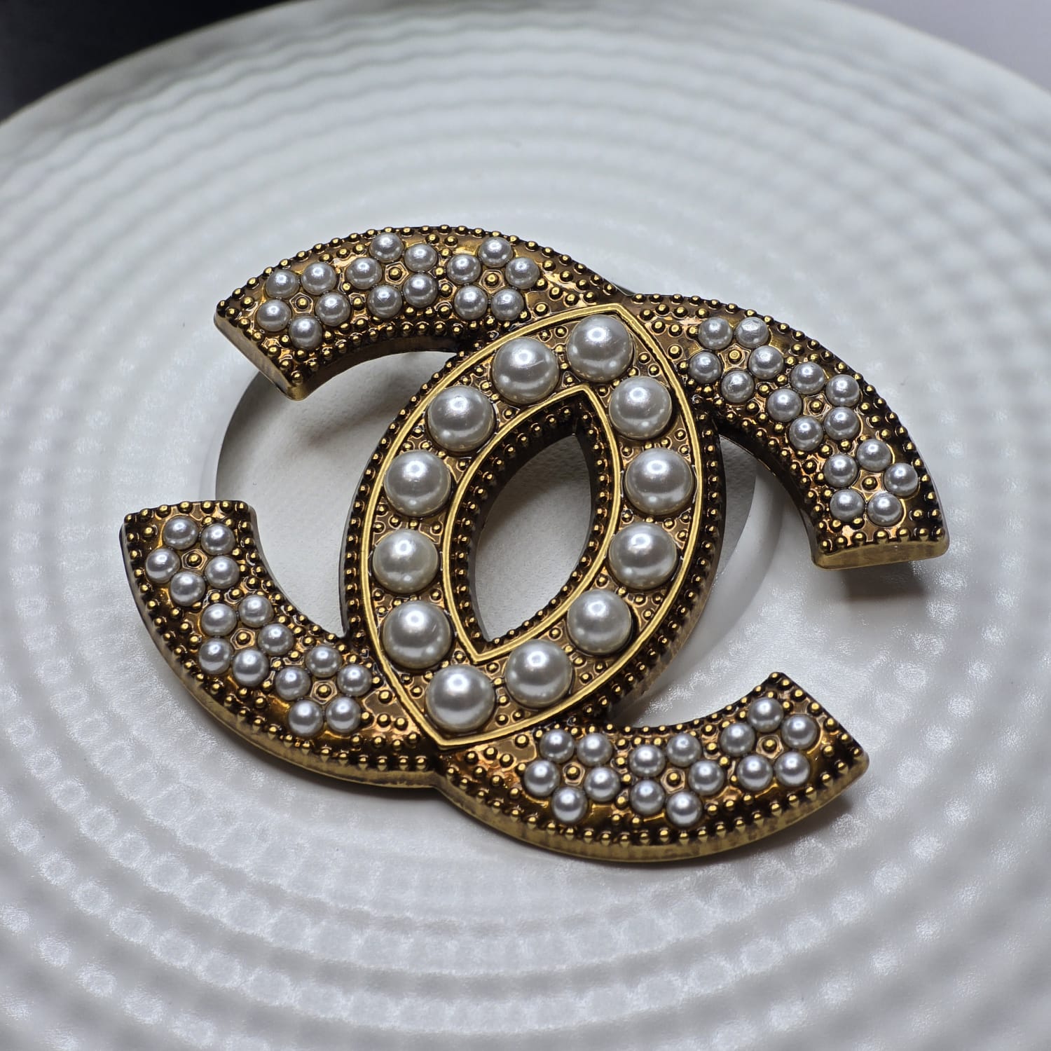 Brooch 257