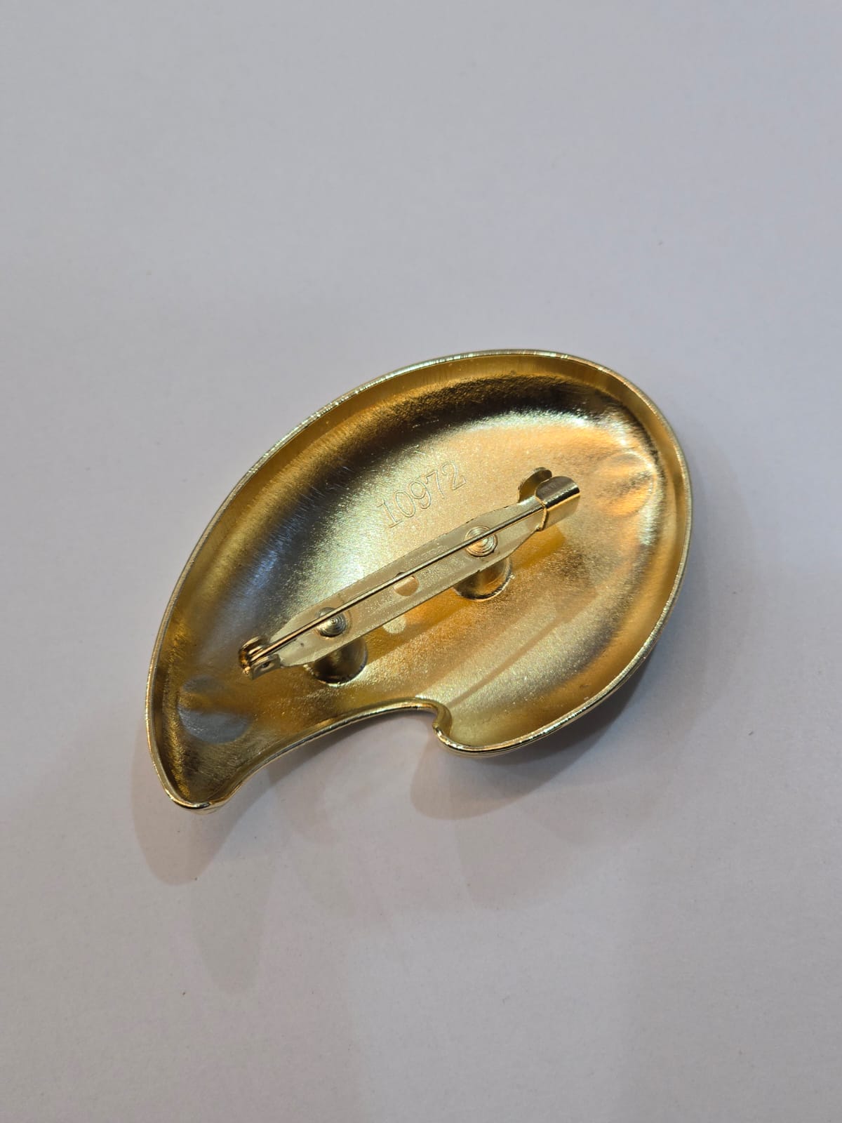 Brooch 261