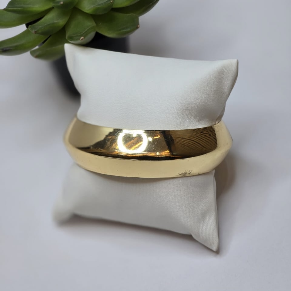 Chunky Bangle 111