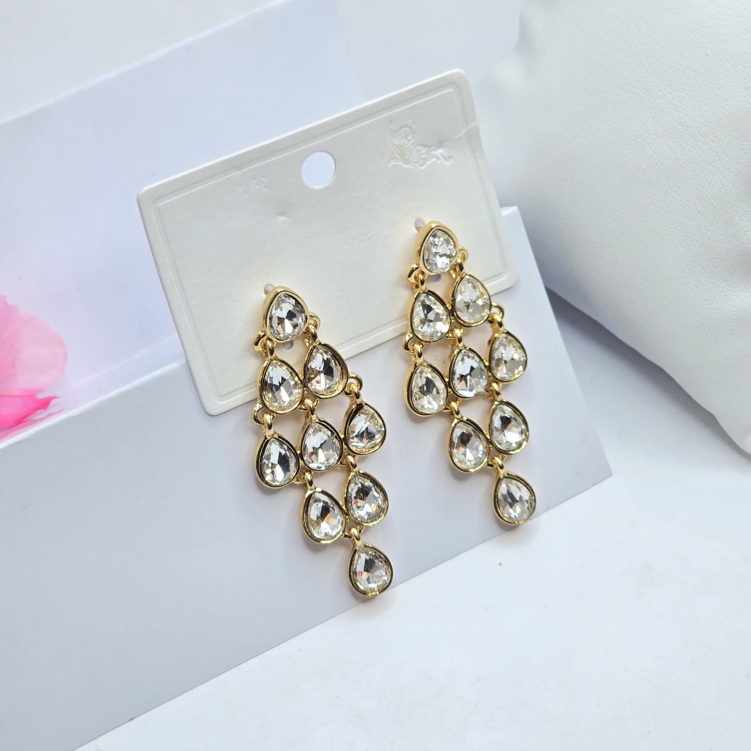 Dangle Earrings 18