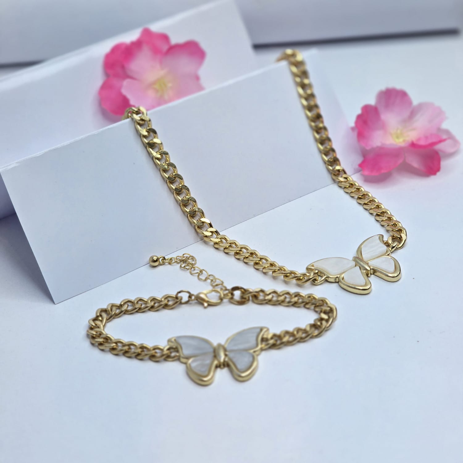 Necklace set