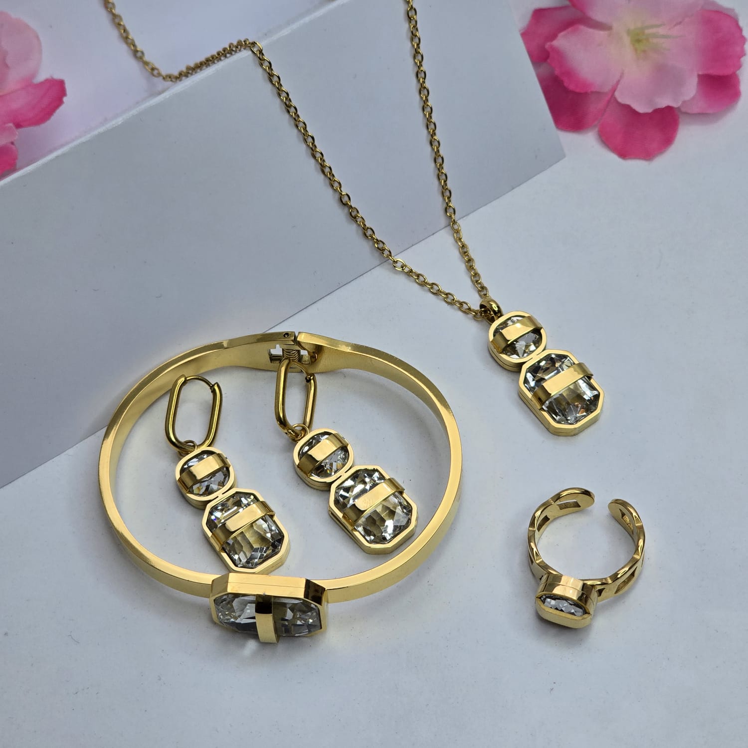 Necklace set