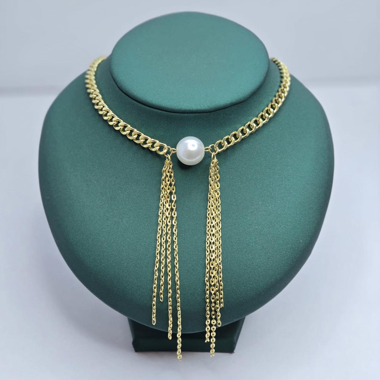 Gold curb chain choker necklace