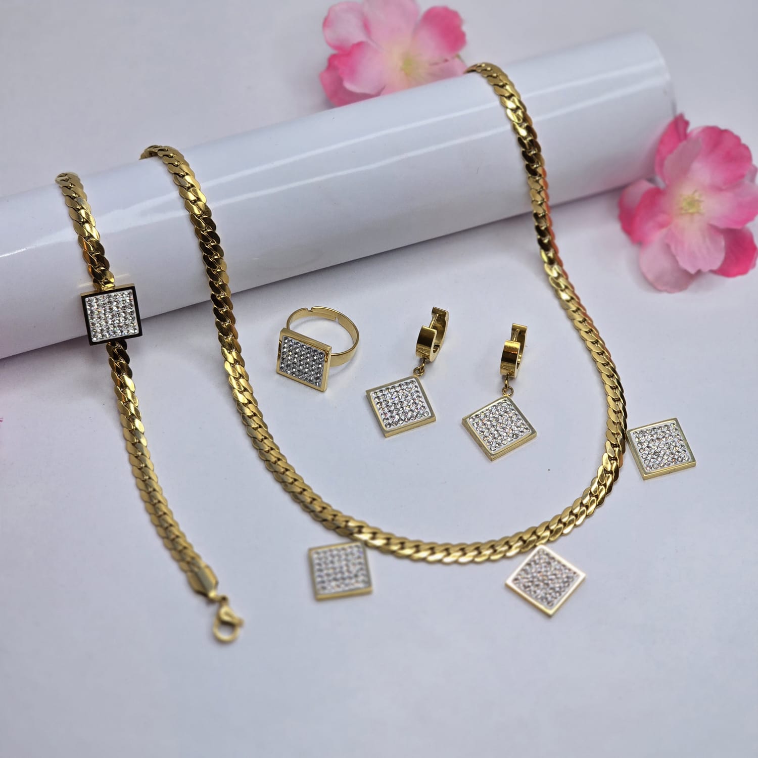 Necklace set