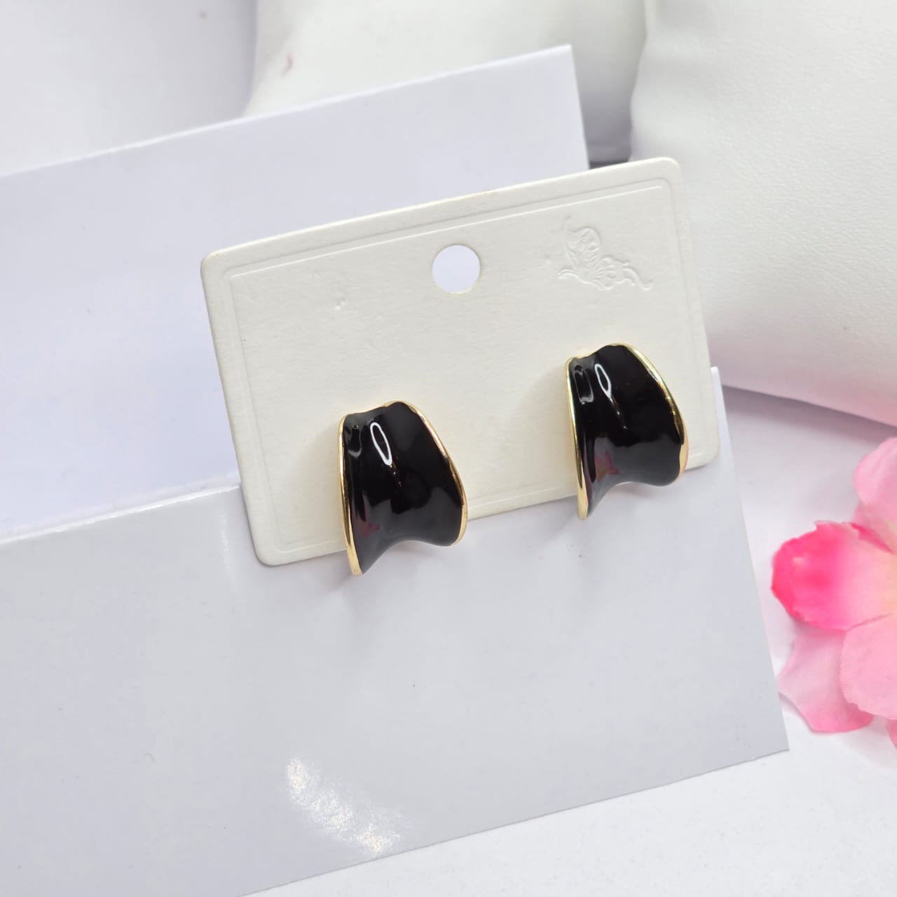 Black earrings
