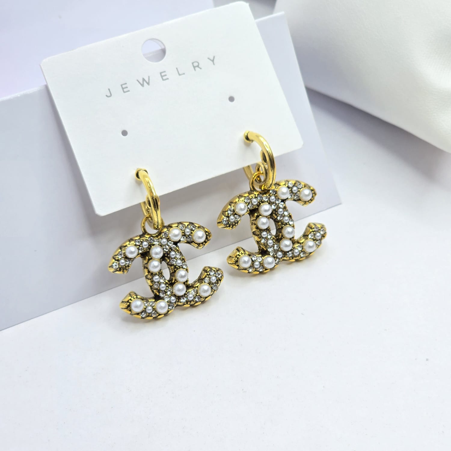 Pearl earrings