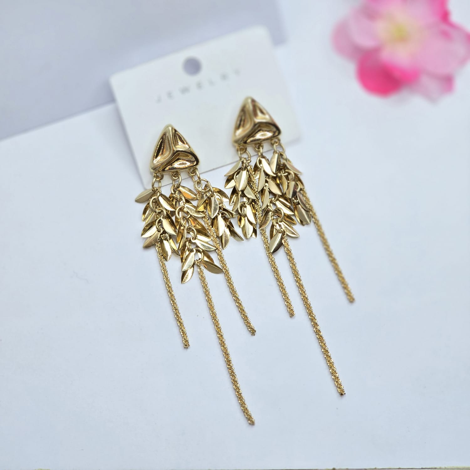 Dangle earrings