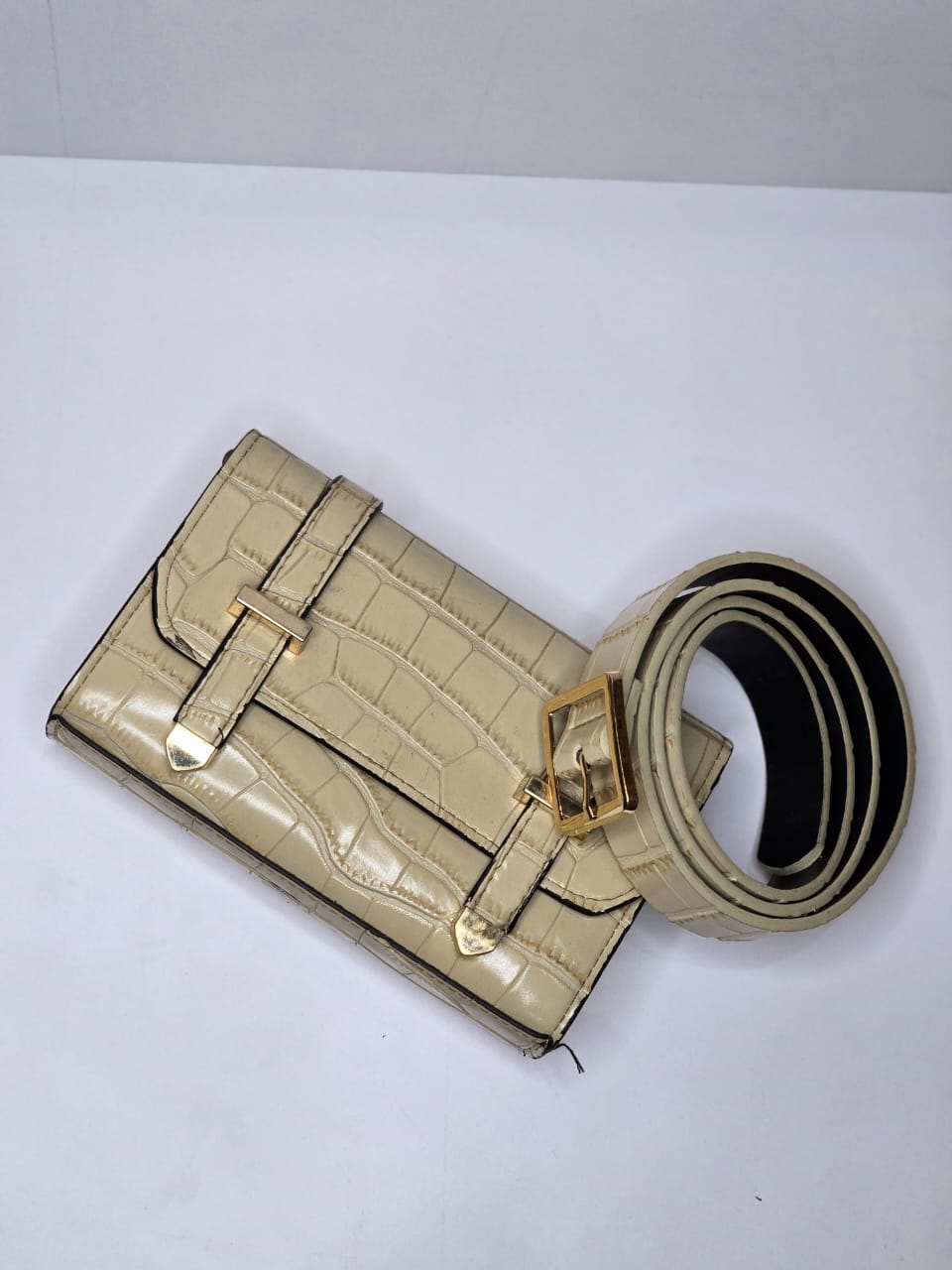 Leather belt bag