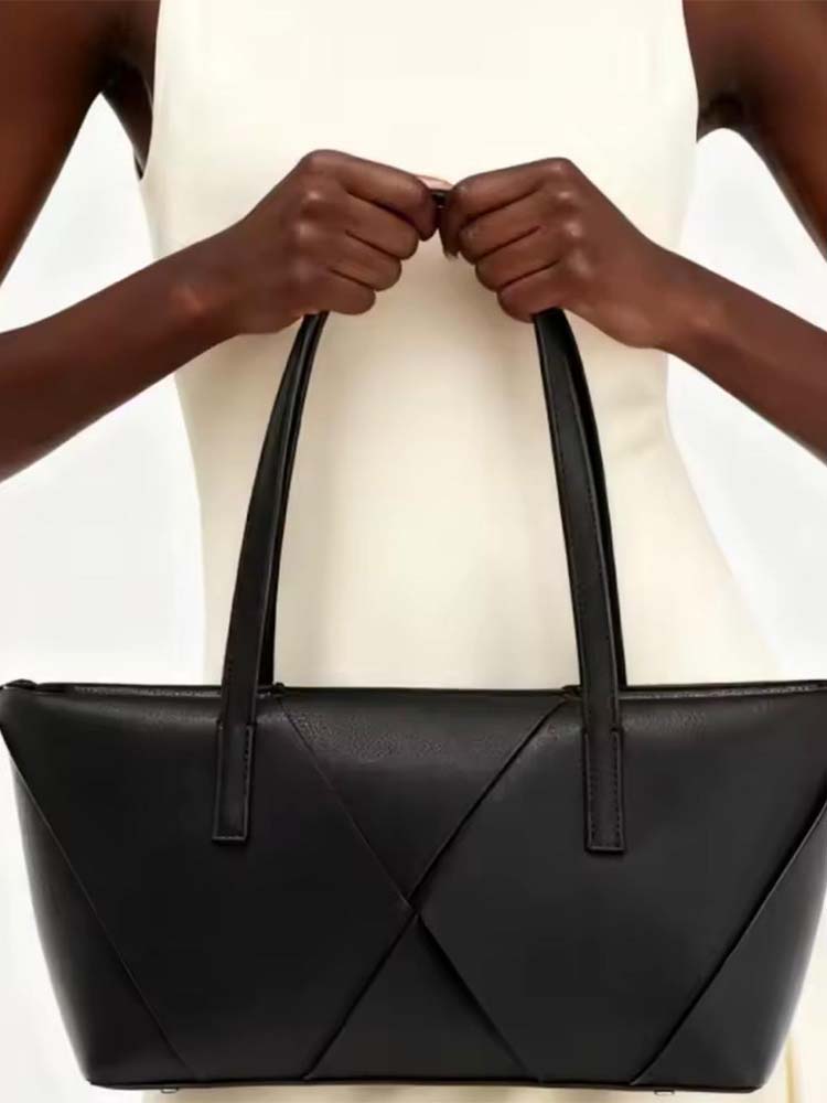 Ellie Hand bag - Black