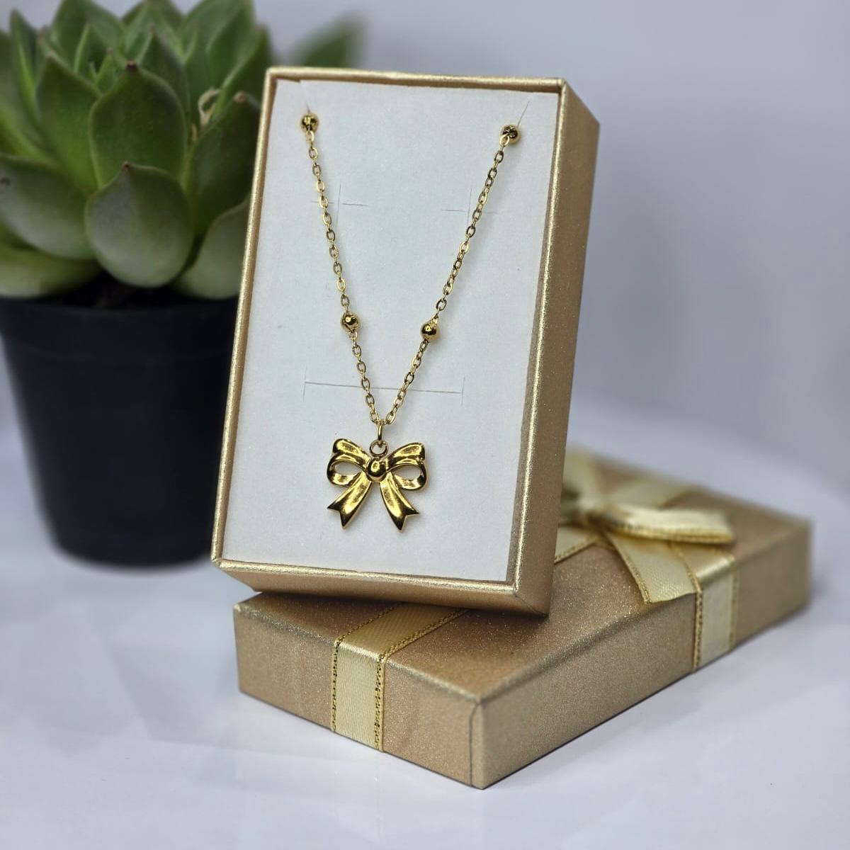 Gold necklace