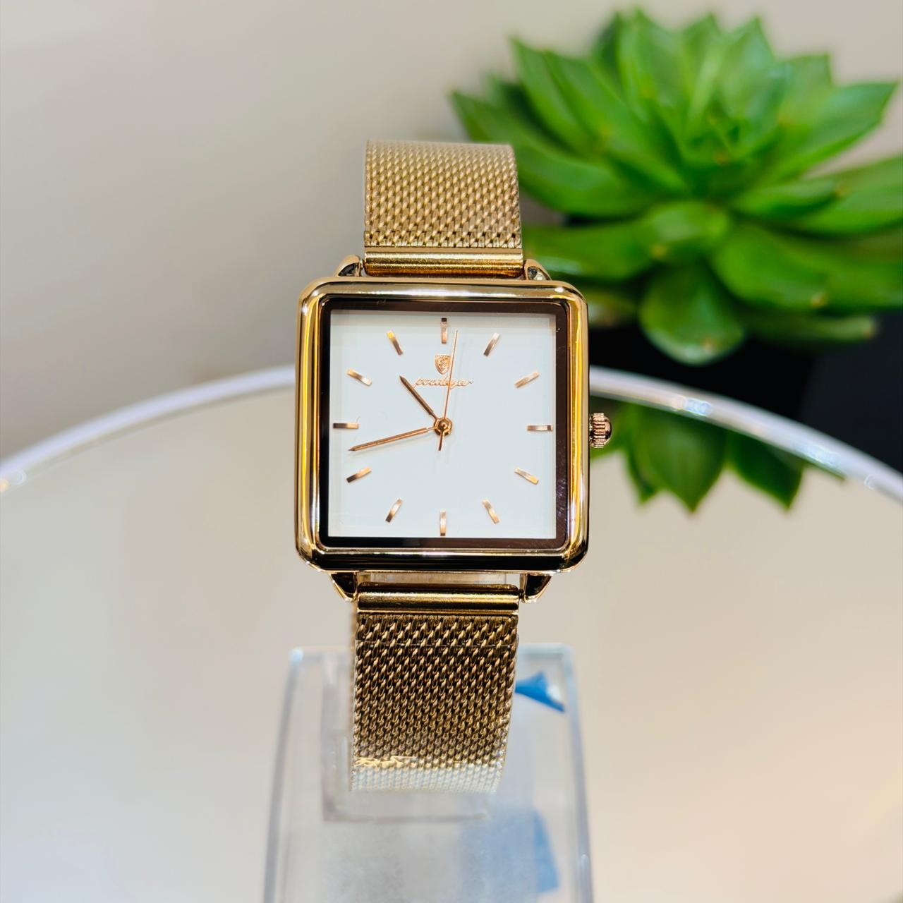 Fashion style wristwatch