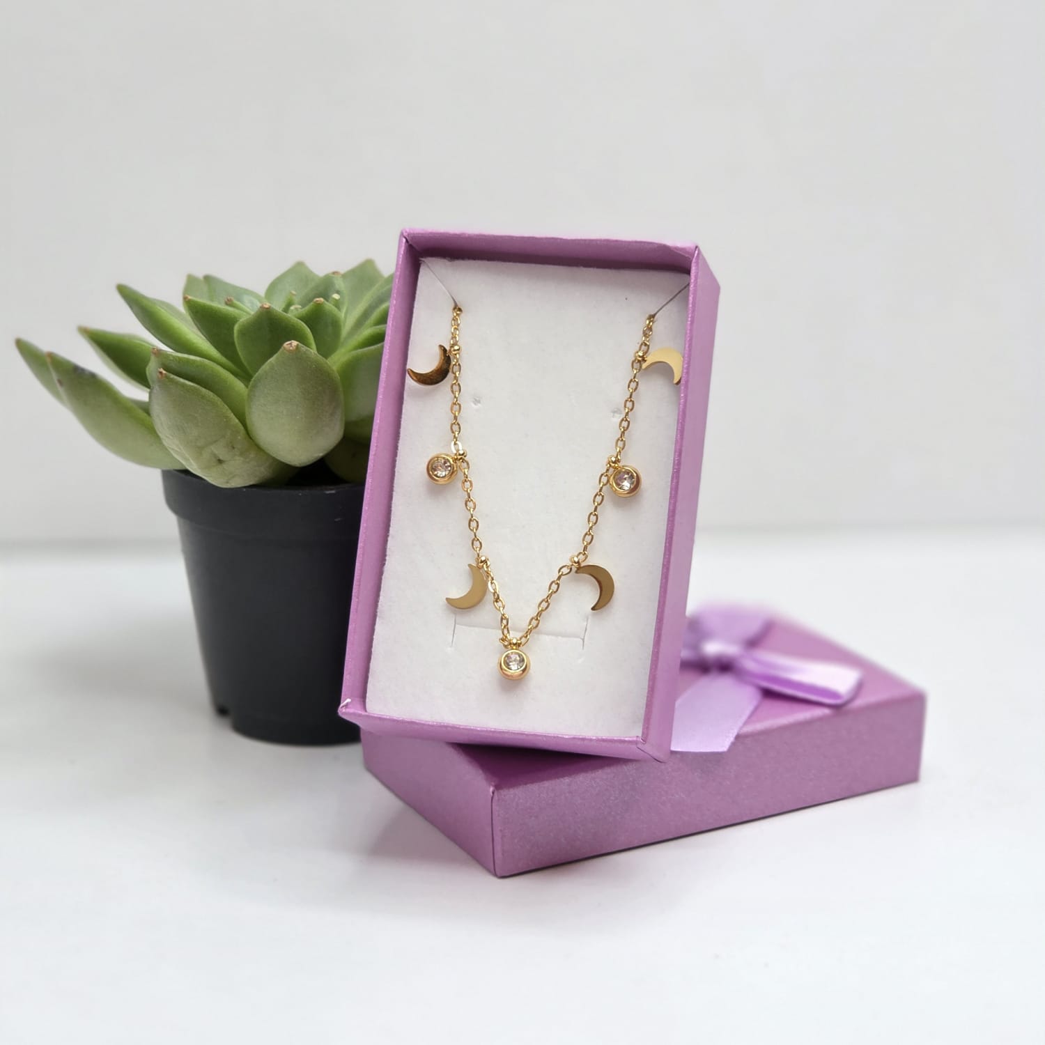 Gold necklace