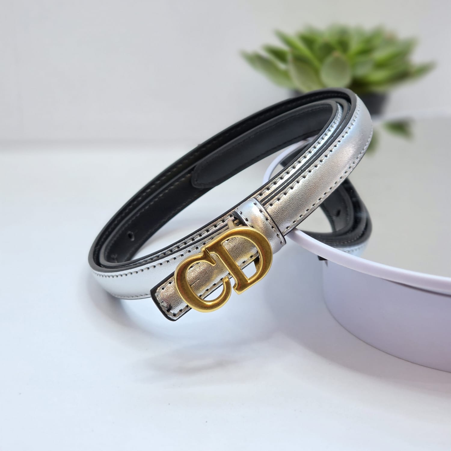 Slim belts