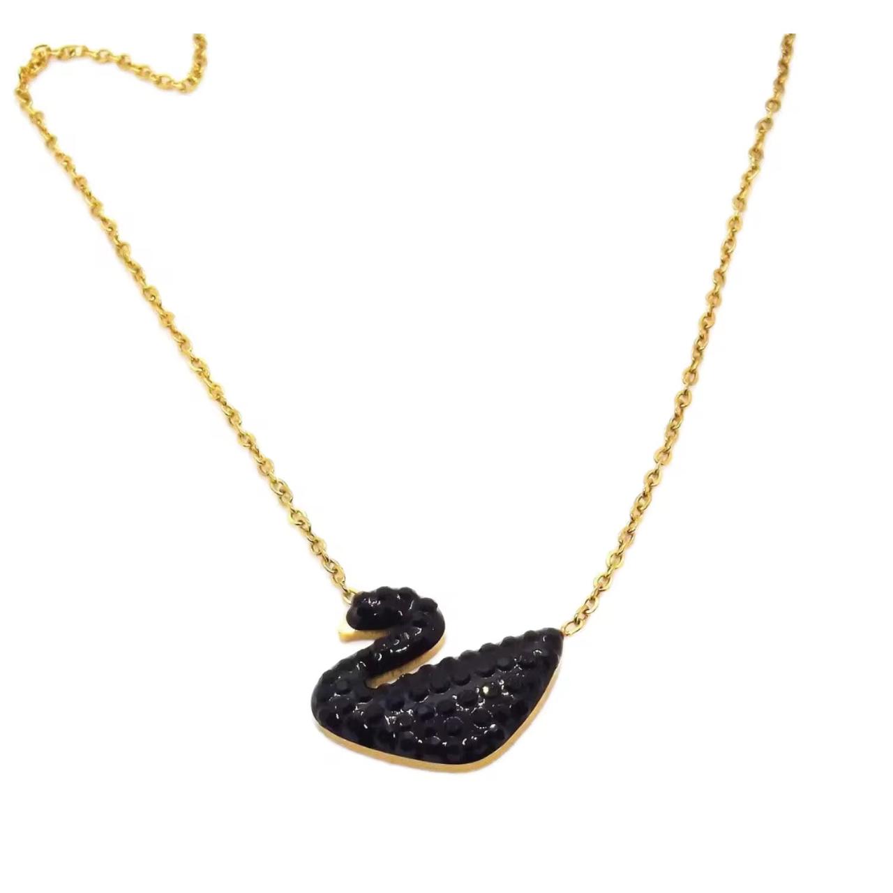Hypoallergenic necklaces