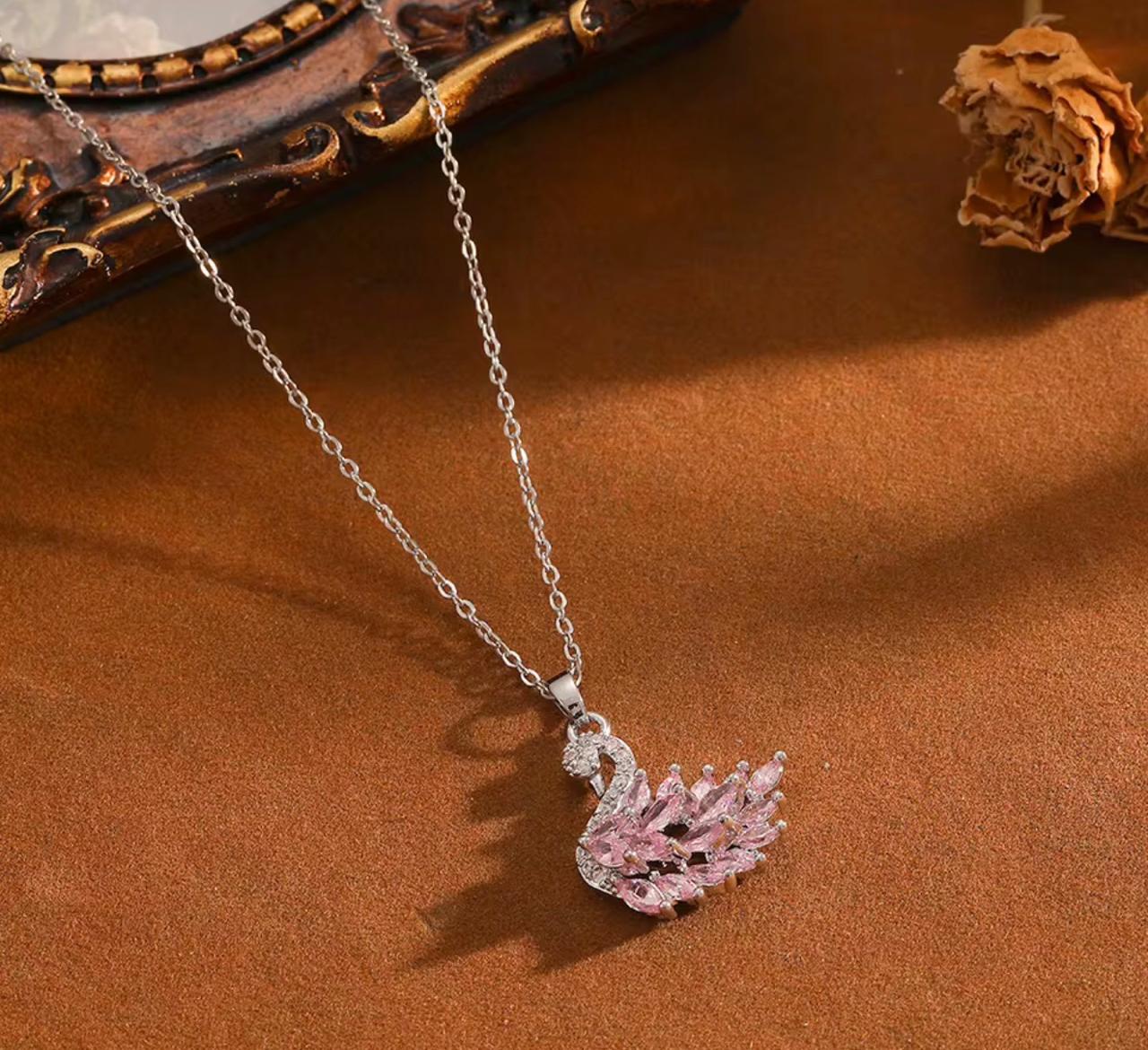 Hypoallergenic necklaces