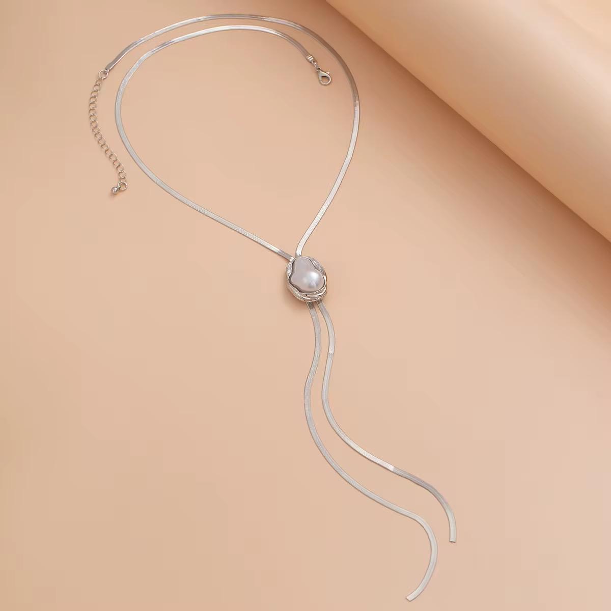 Hypoallergenic necklaces