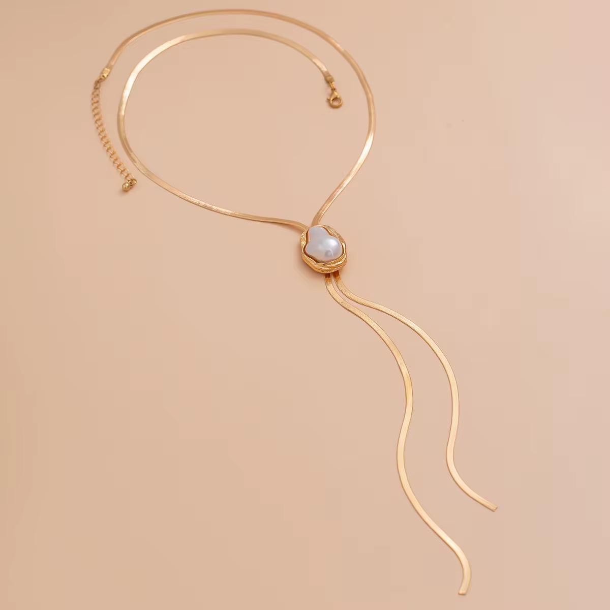 Hypoallergenic necklaces