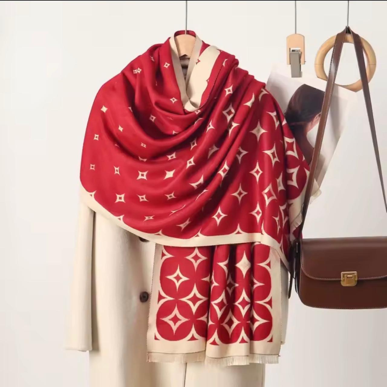 Cashmere scarf