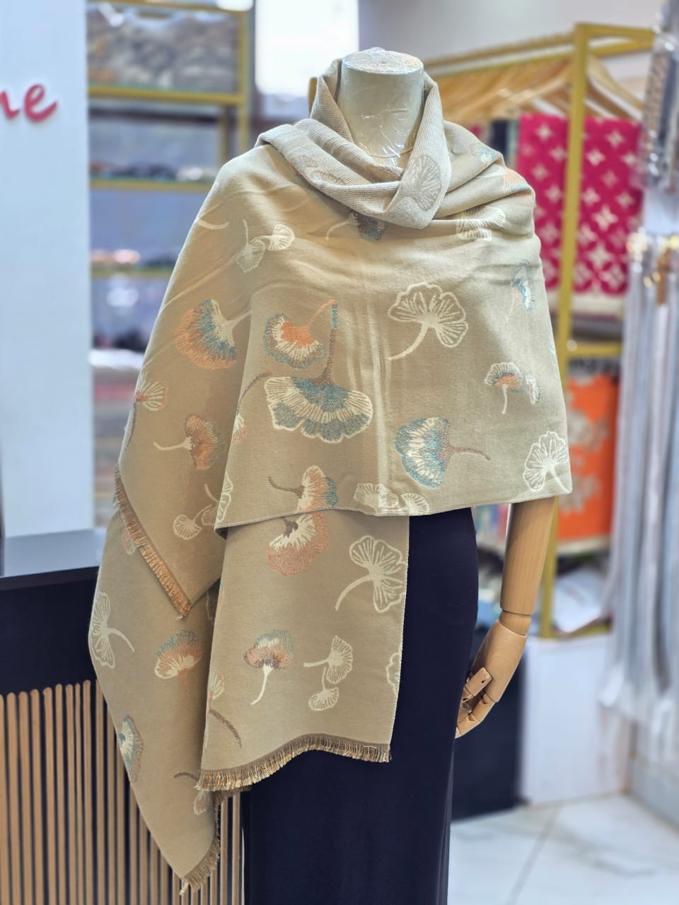 Cashmere scarf