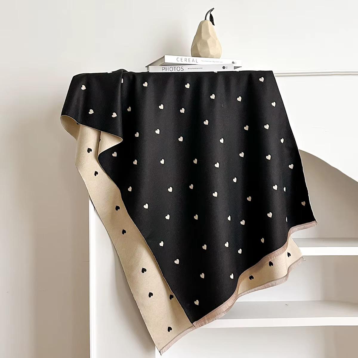 Cashmere scarf