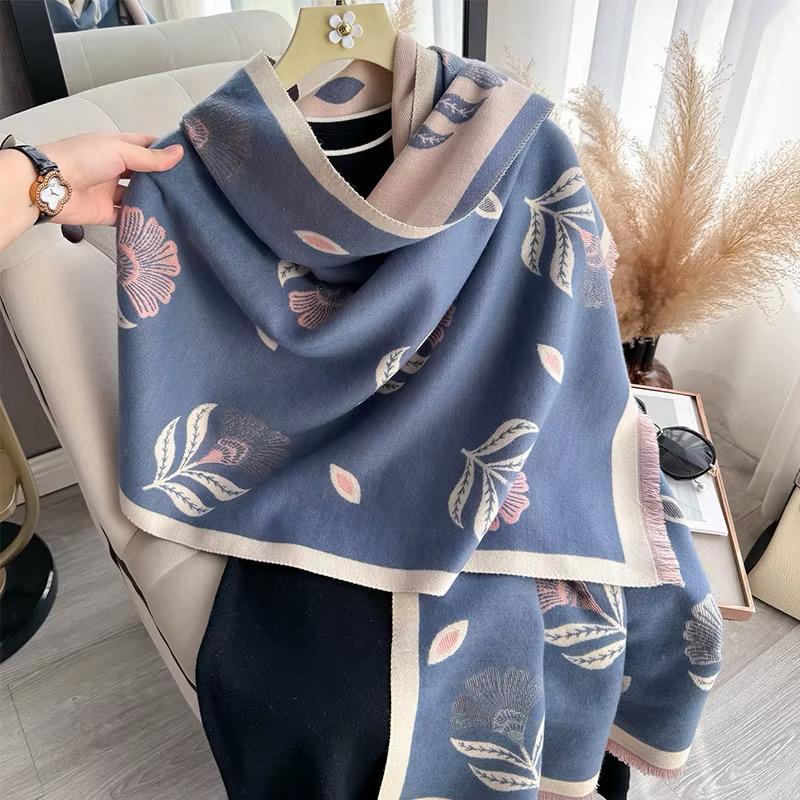 Cashmere scarf