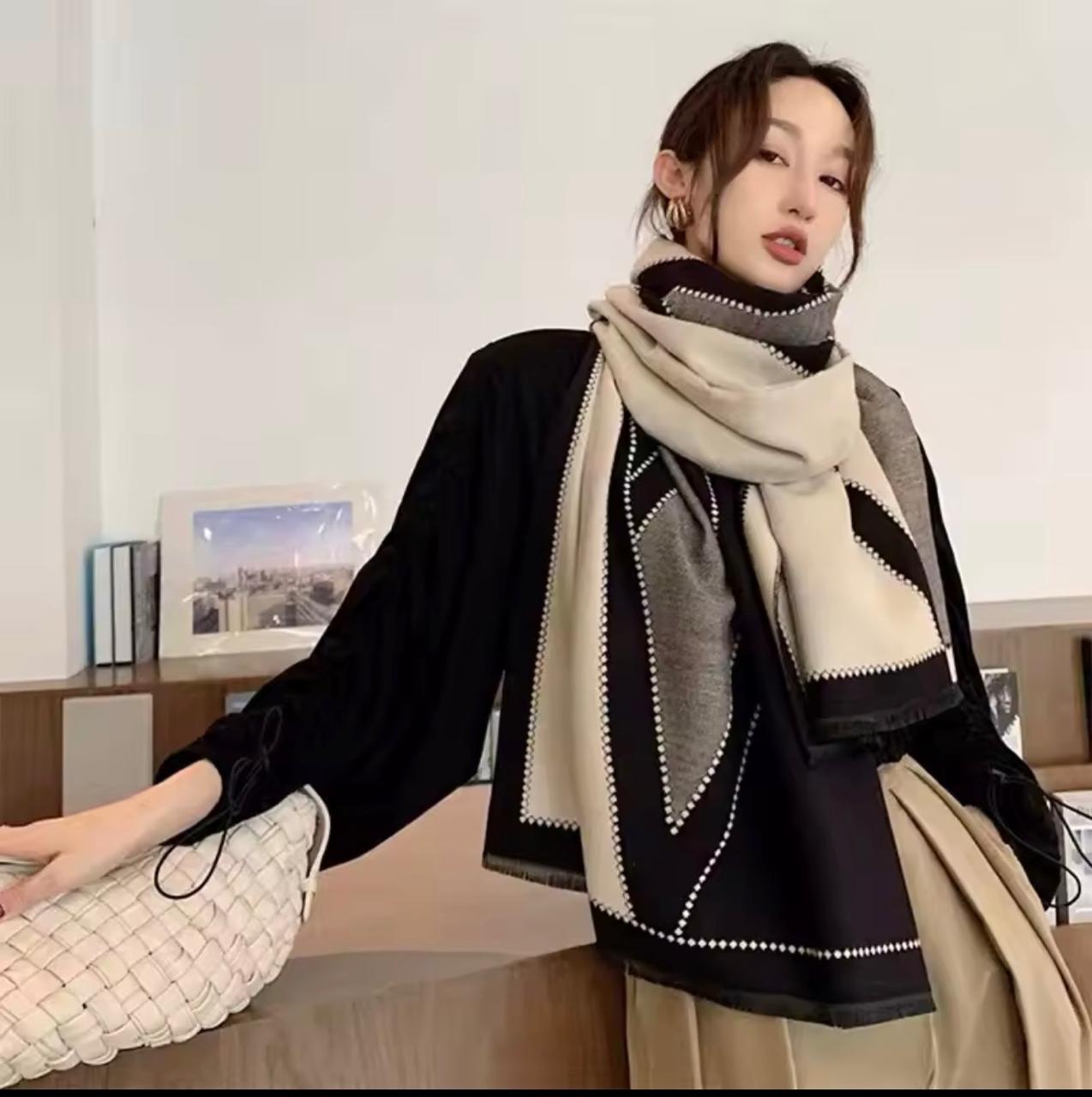 Cashmere scarf