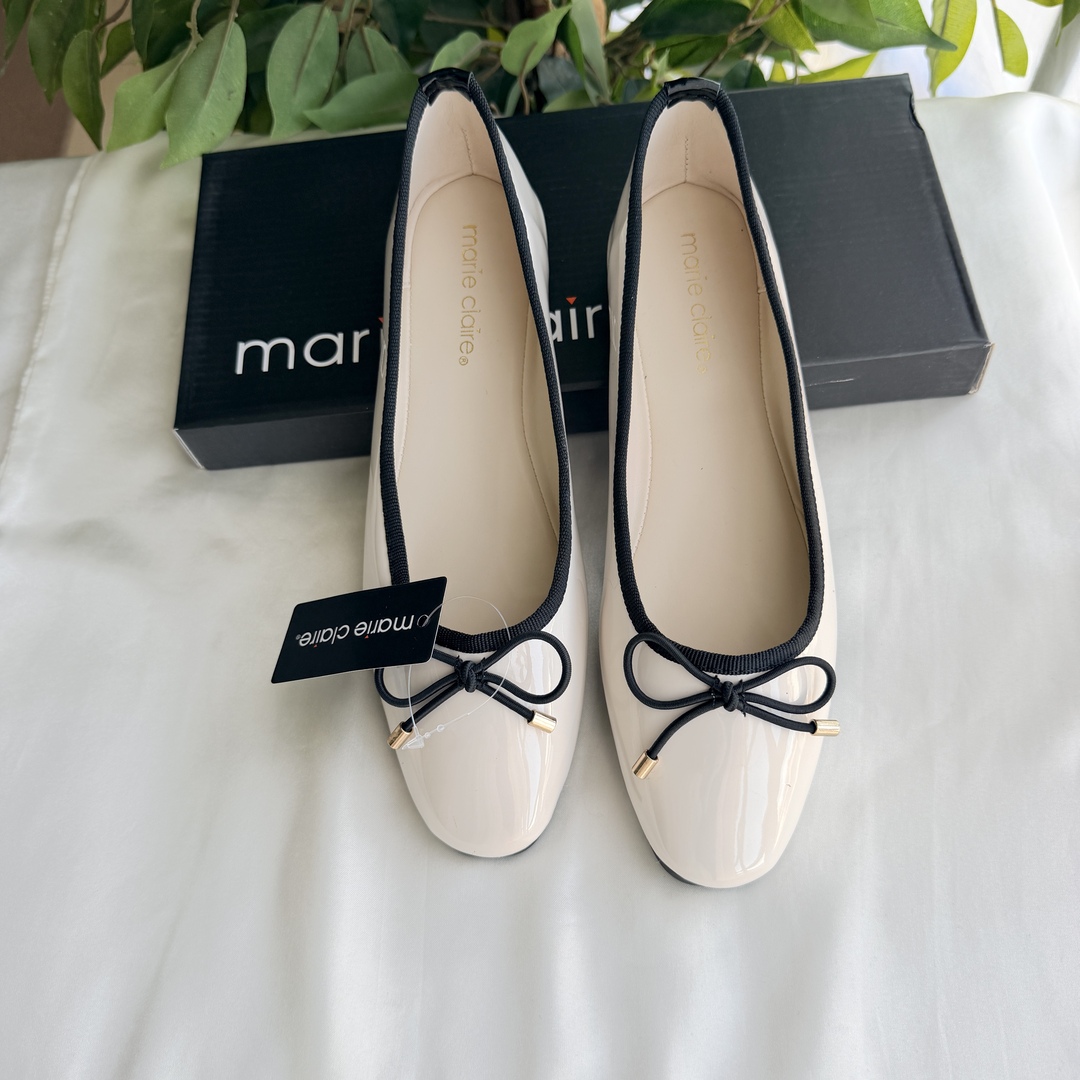 Doll Shoes