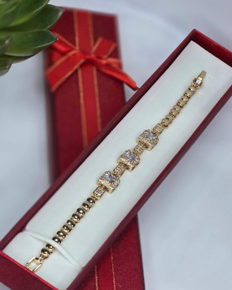 Gold bracelet