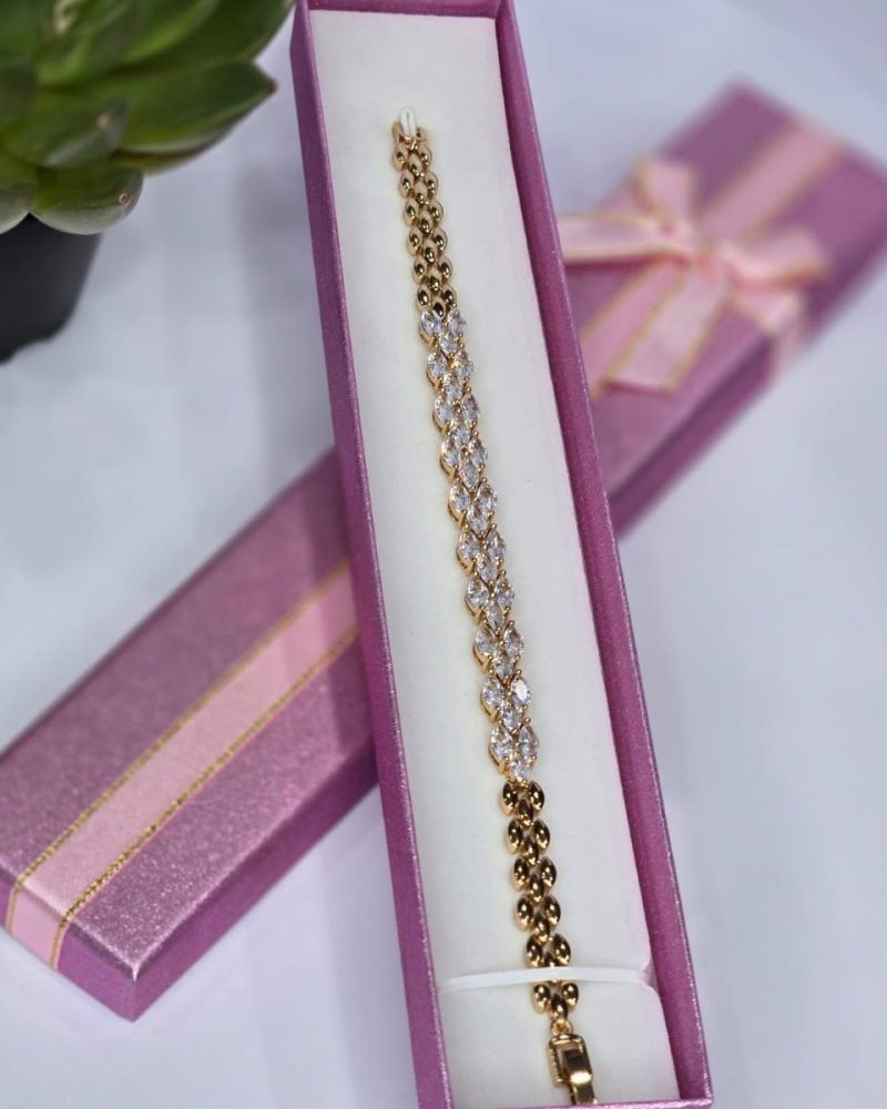 Gold bracelet