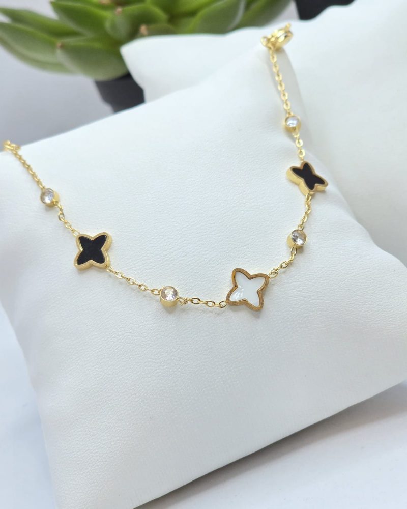 Hypoallergenic bracelet