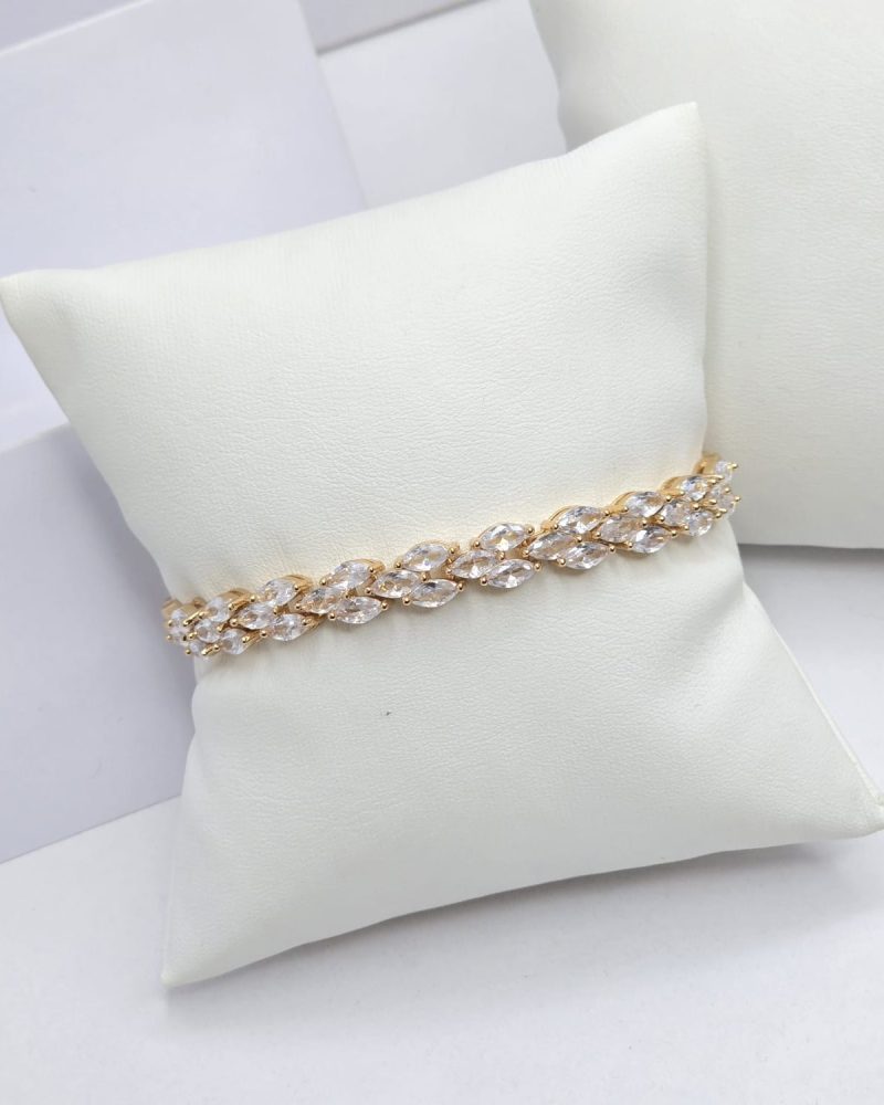 Hypoallergenic bracelet