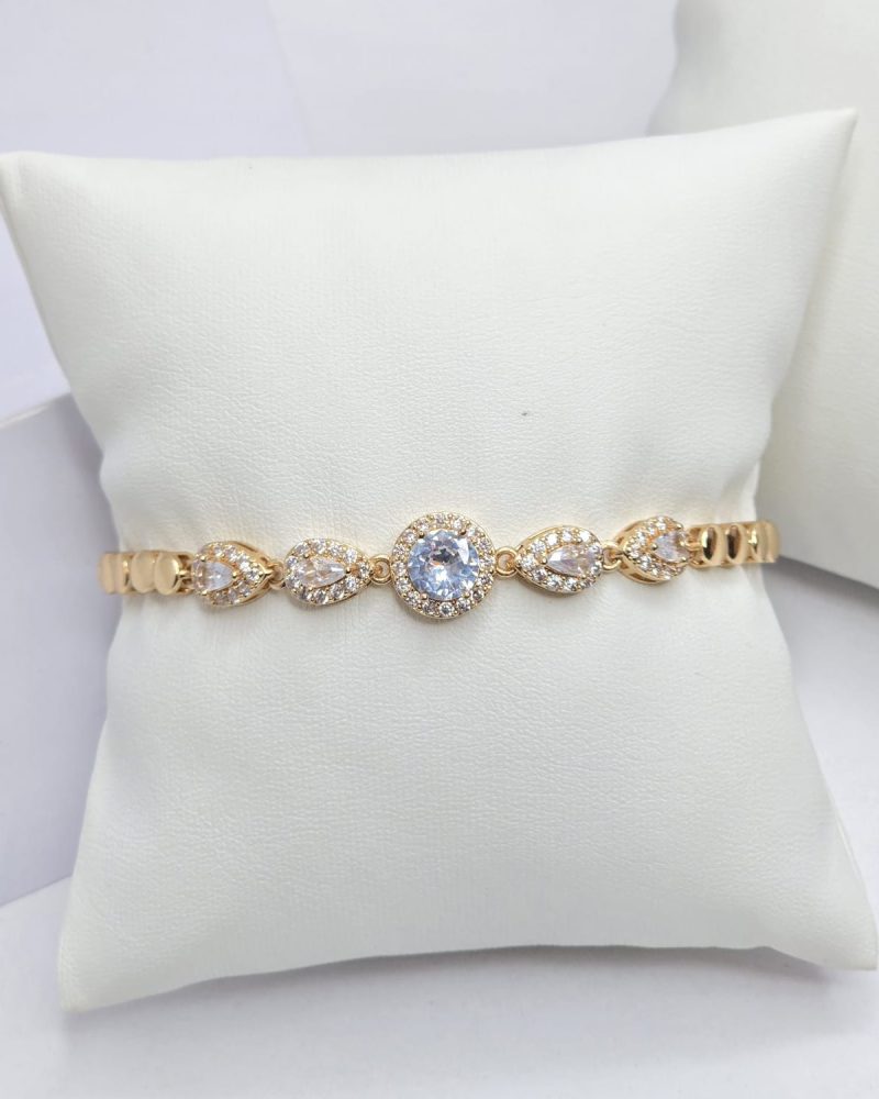 Hypoallergenic bracelet