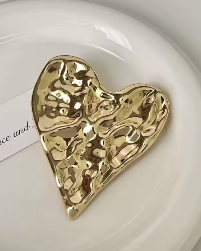 Brooch pin
