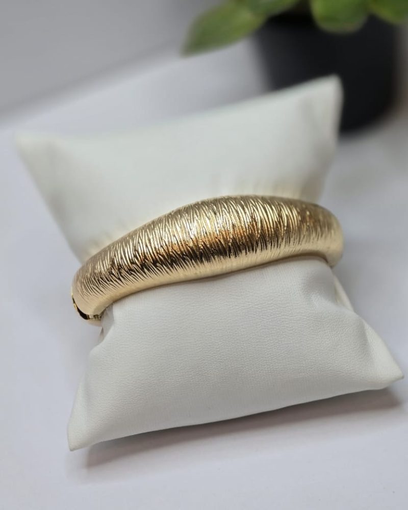 Chunky Bangle 101