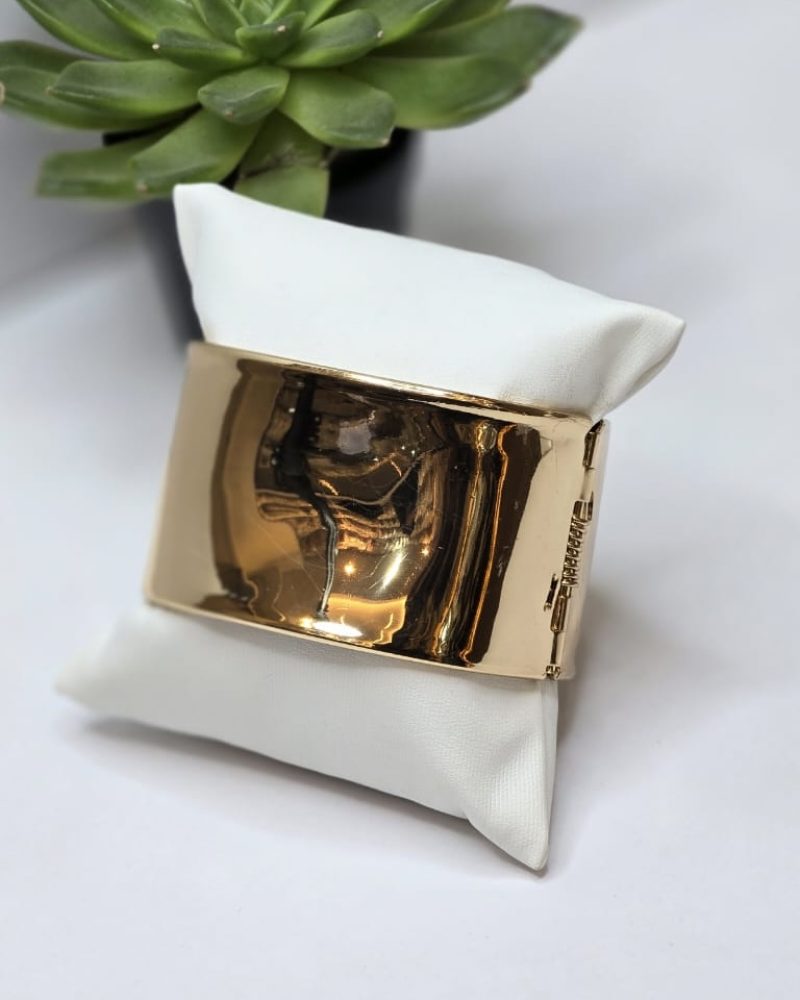 Chunky Bangle 105