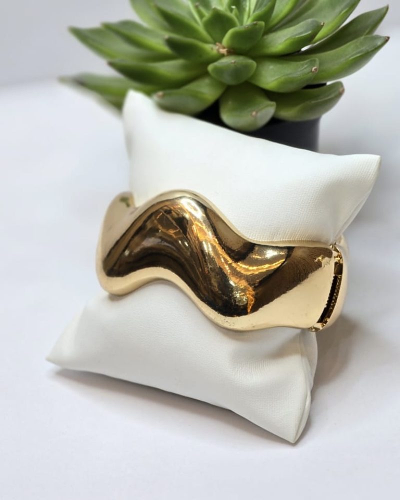 Chunky Bangle 107